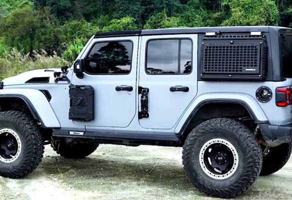 Essential Jeep Wrangler Mods and Accessories