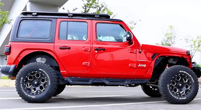 Essentials to Amp Up Your Jeep Wrangler/Gladiator