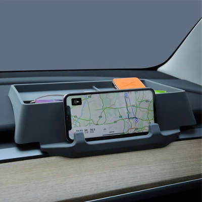 Arcoche Console Organizer Mounts to Any Air Vent Position