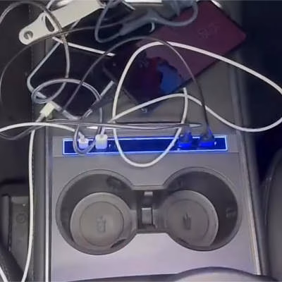 Shareway USB Hub with Blue Led Light/Voice Controll