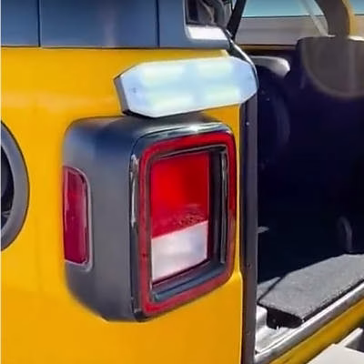AZUTO LED Tailgate Lamp